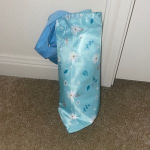 blue travel size foot bath. Great for spa day or relaxing.